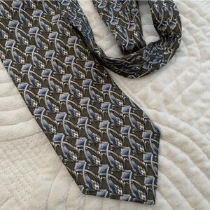Jimmy V 100% Silk Geometric Patterned Tie Green and Blue